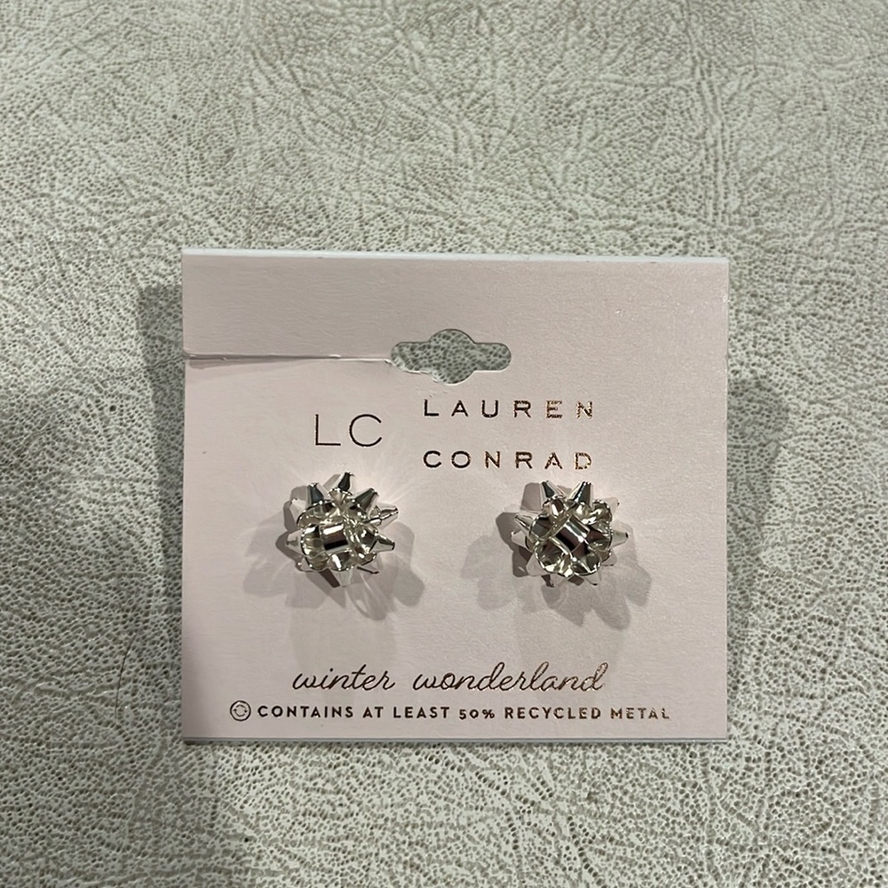 Lauren Conrad winter bow earrings brand new